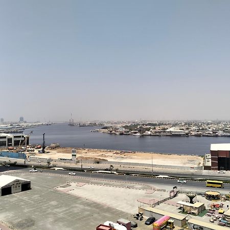 Sea View Luxury Flat 2Bhk ,Ajman Lejlighed Eksteriør billede